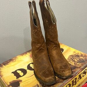 Western boots no longer use
